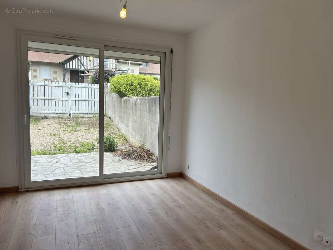 Appartement à BLONVILLE-SUR-MER