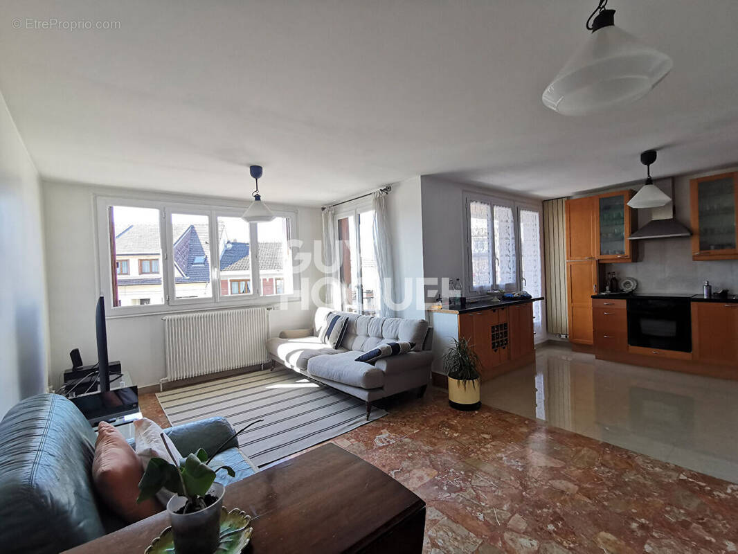 Maison à FONTENAY-SOUS-BOIS