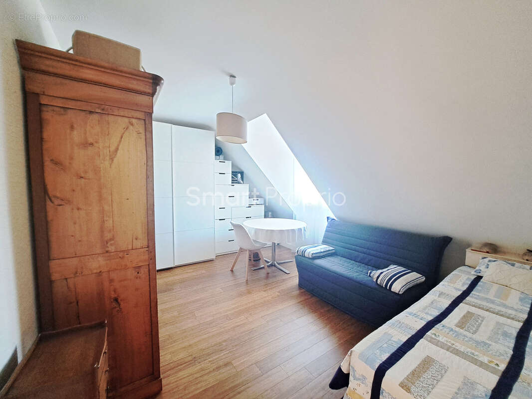 Maison à AVRILLE