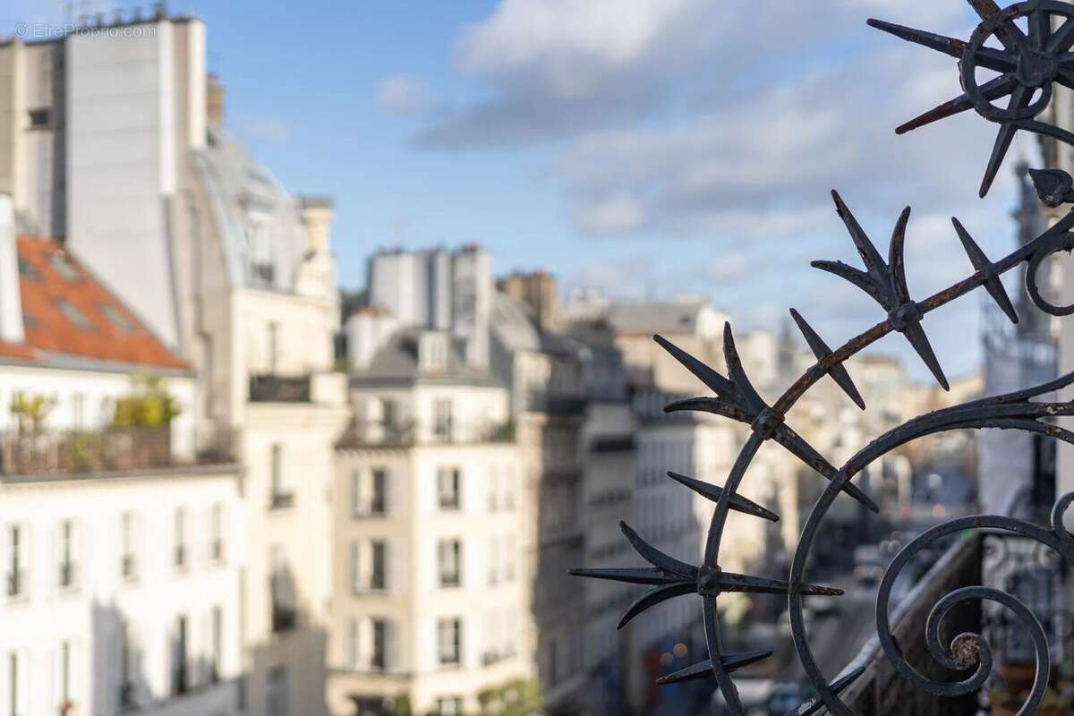 Appartement à PARIS-10E