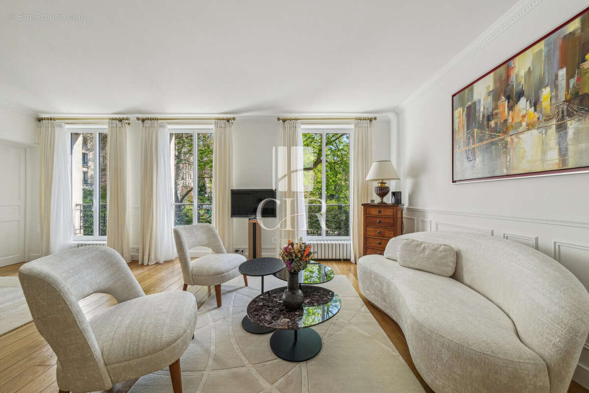 Appartement à PARIS-11E