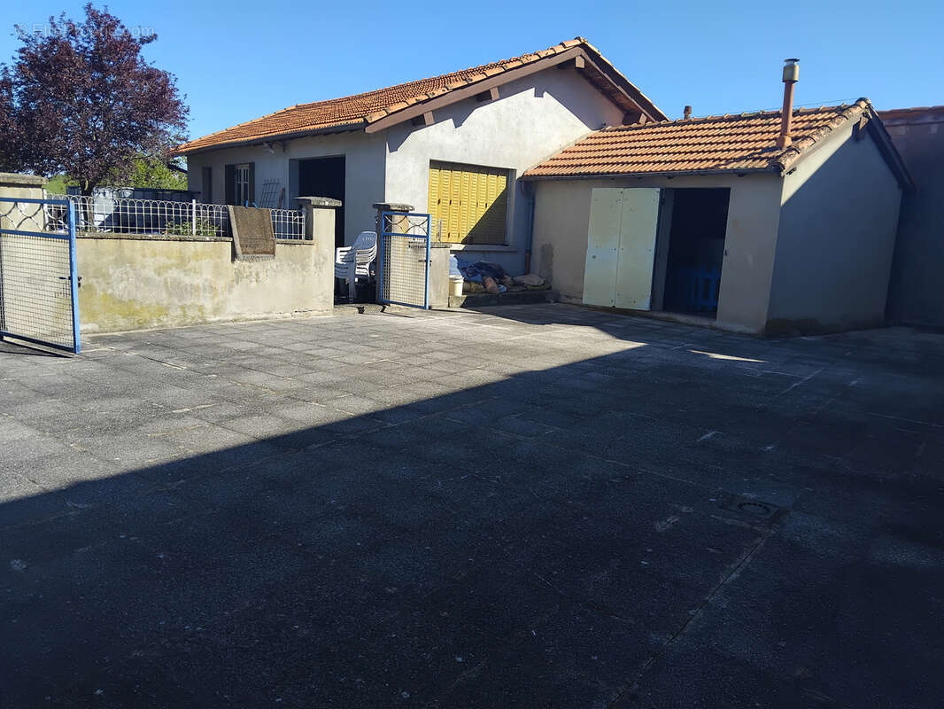 Maison à NEULISE