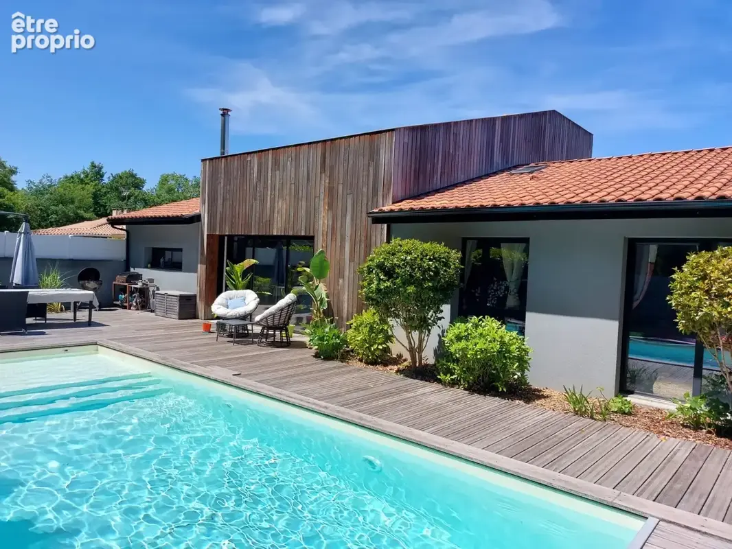 Maison à vendre 7 pièces MARTIGNAS SUR JALLE (33) - photo 7