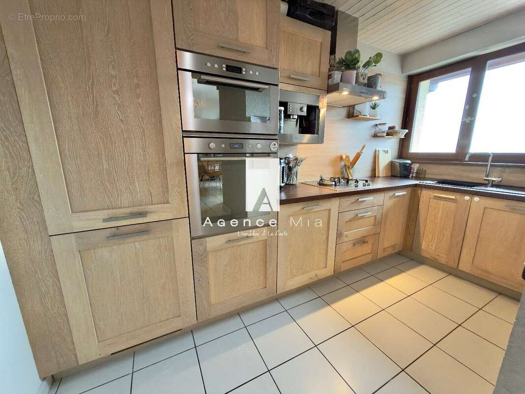 Appartement à REYVROZ