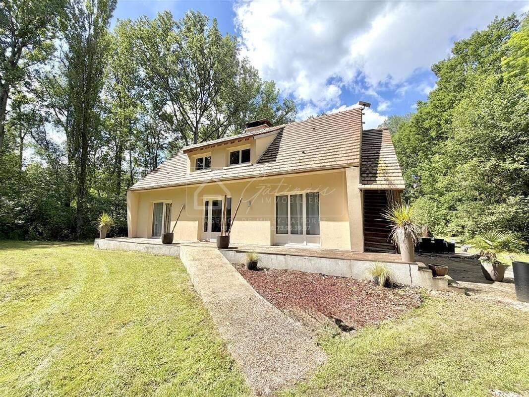 Maison à MAISSE