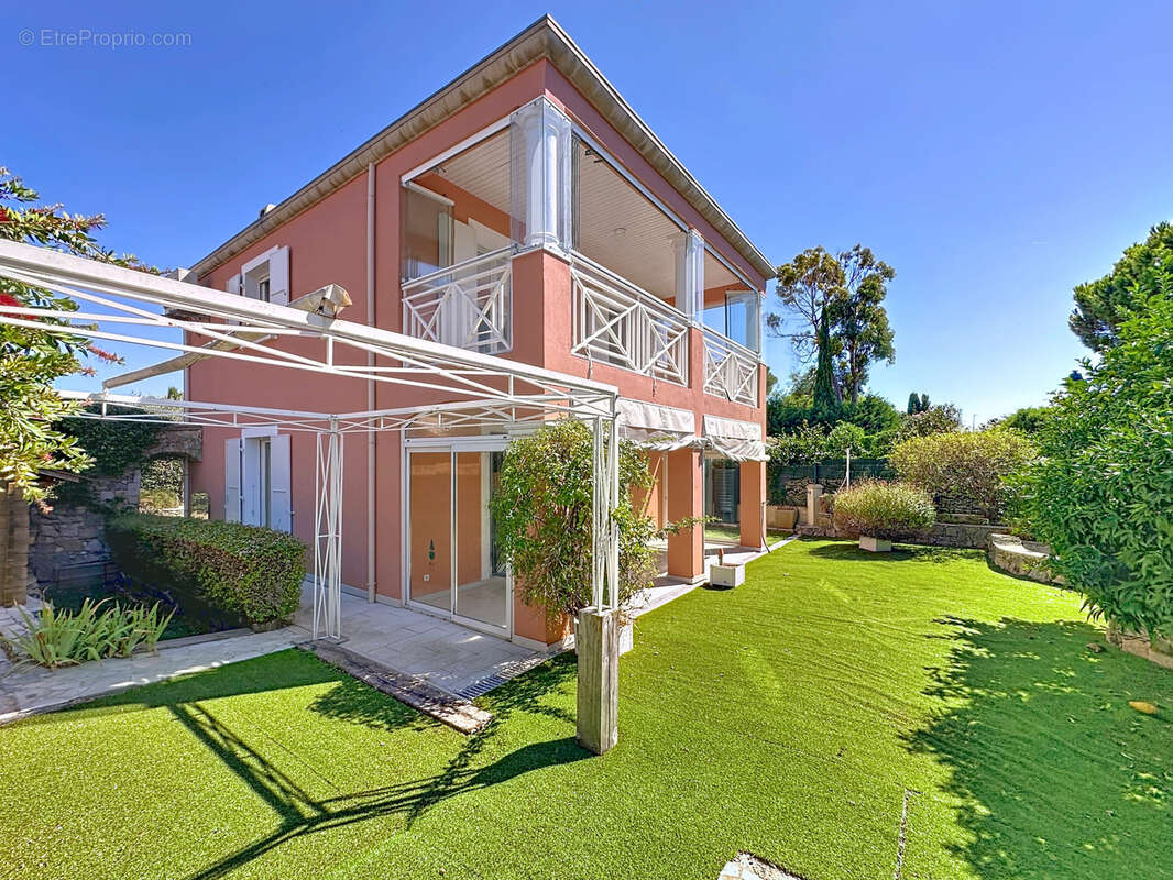 Maison à ANTIBES