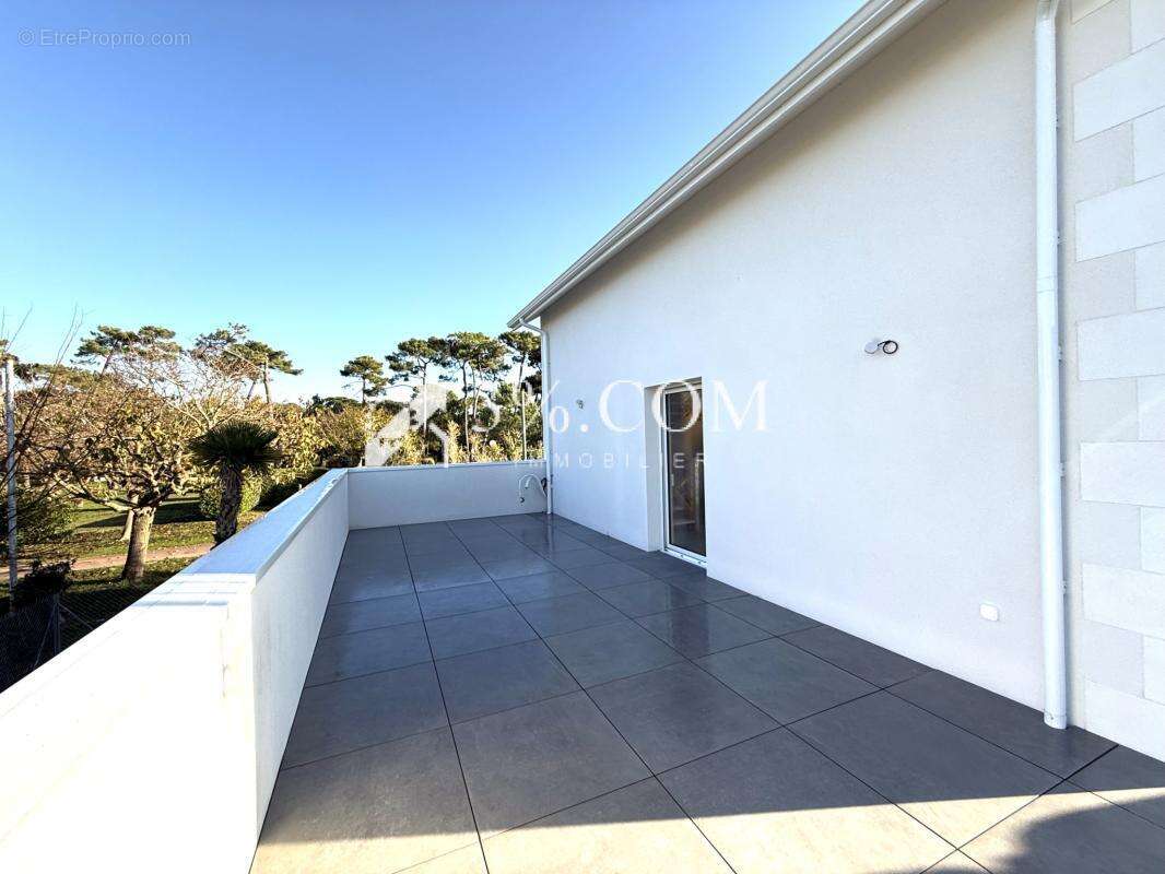 Maison à SAINT-PALAIS-SUR-MER
