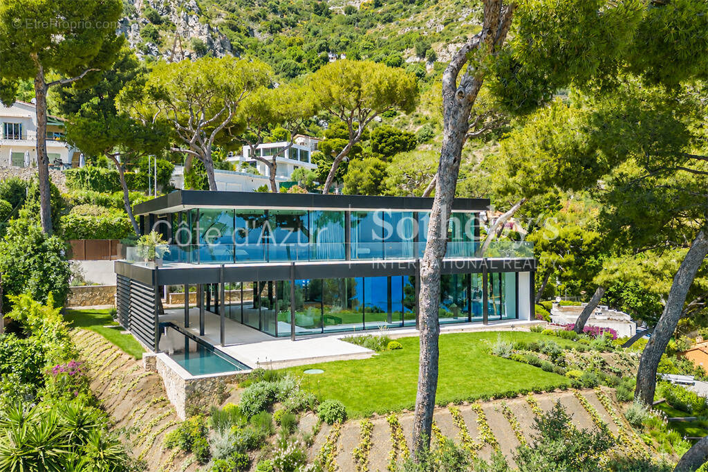 Maison à EZE