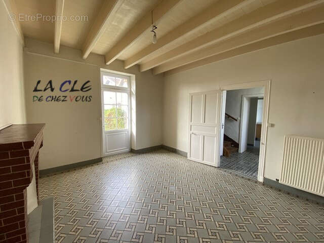 Maison à SAINT-PIERRE-LE-VIEUX