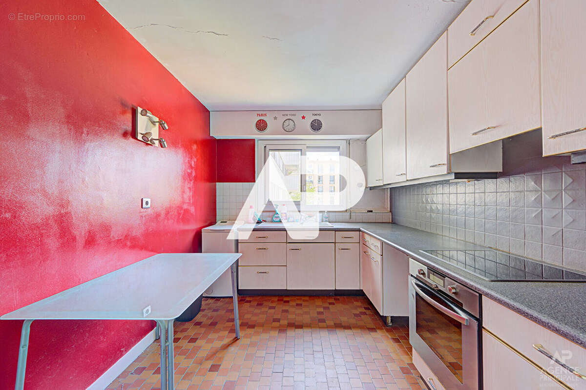 Appartement Rueil Malmaison 5 pièce(s) 90.80 m2 - photo 5