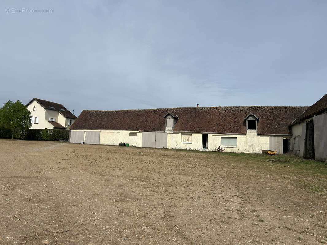 Maison à MAILLEBOIS