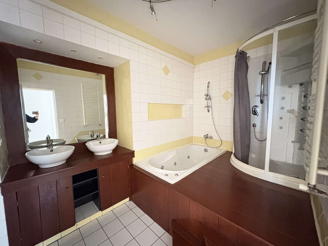 Appartement à LA TALAUDIERE
