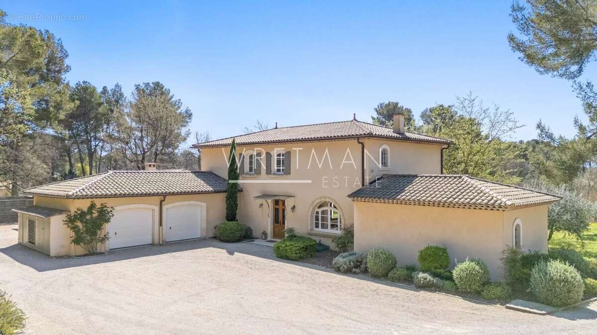 Maison à TRANS-EN-PROVENCE