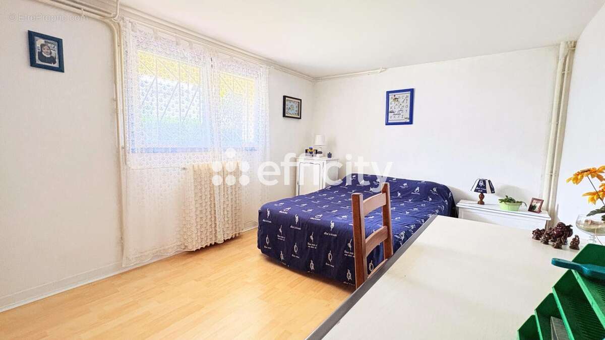 Maison à SAINT-GEORGES-DE-DIDONNE