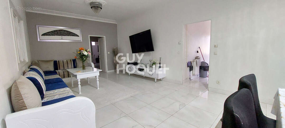 Maison à AUBERGENVILLE