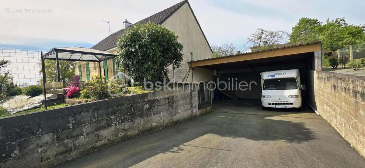 Maison à LES LOGES-MARCHIS