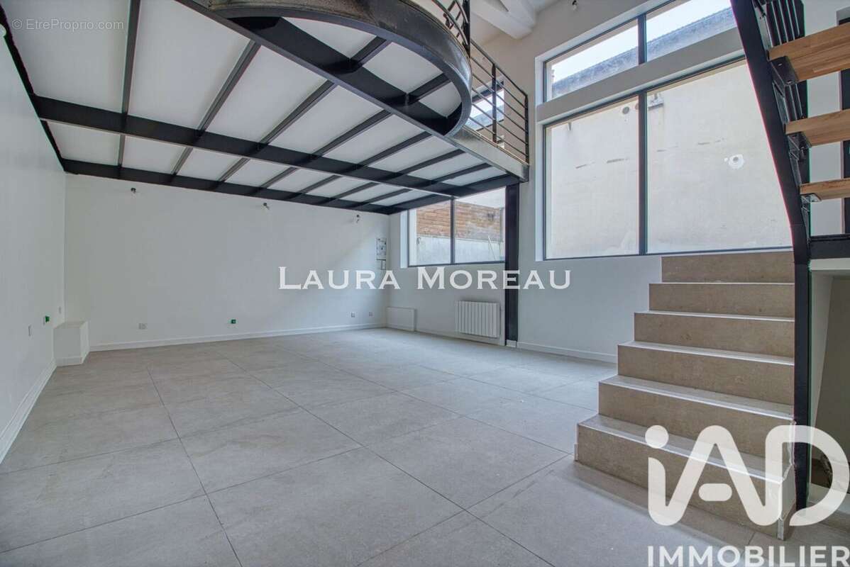 Commerce 170 m² à Argenteuil  - photo 6