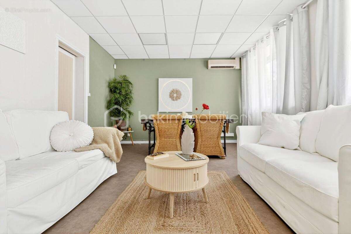 Appartement de 145 m² à Montpon-Menesterol - photo 9