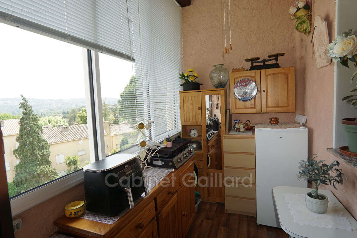 Appartement 84 m² à Peymeinade  - photo 7