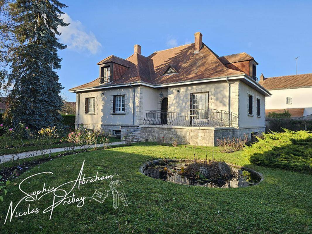 Maison à ANGERVILLE