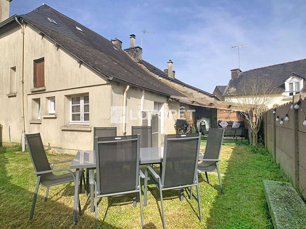 Maison à PLUMIEUX