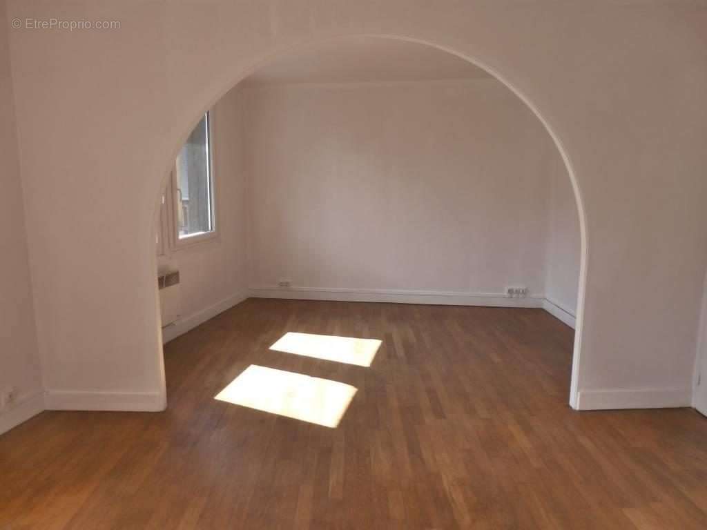 Appartement à CORMEILLES