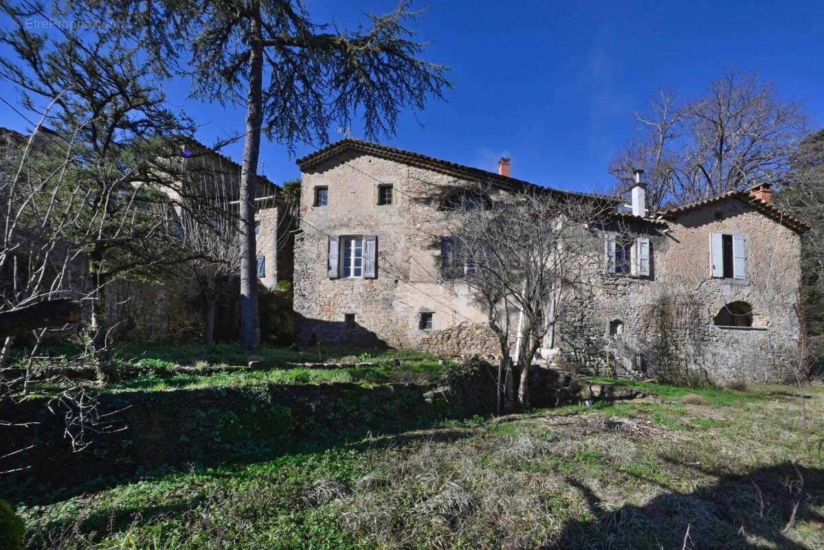 Maison à SAINT-SEBASTIEN-D'AIGREFEUILLE
