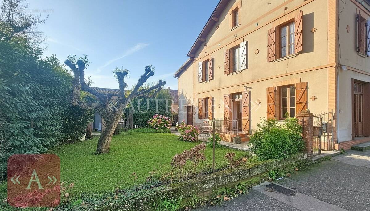 Maison à SAINT-SULPICE