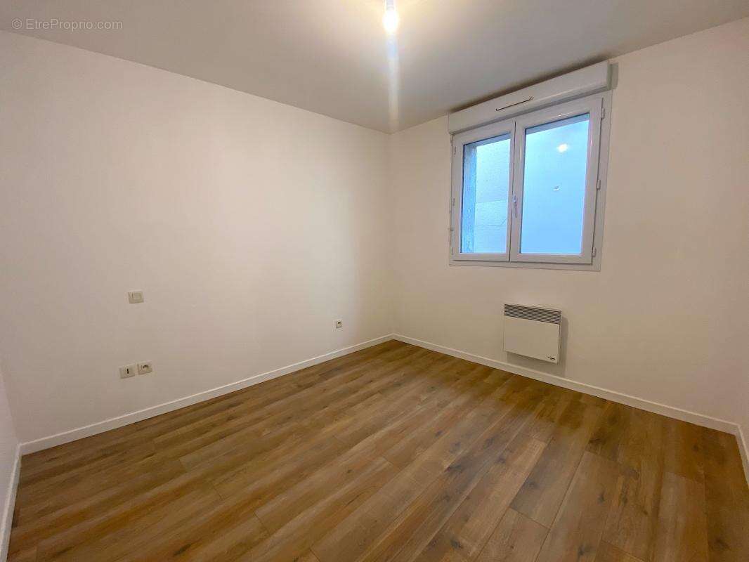 Immeuble de rapport comprenant 4 appartements T3 à vendre AIRE SUR L'ADOUR (40) - photo 8