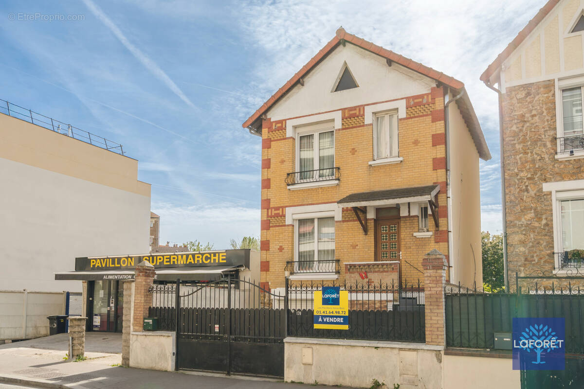 Maison à LES PAVILLONS-SOUS-BOIS