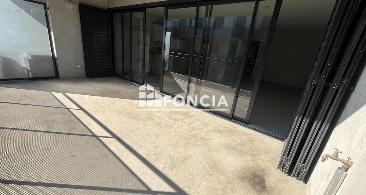 Appartement à LE PONTET