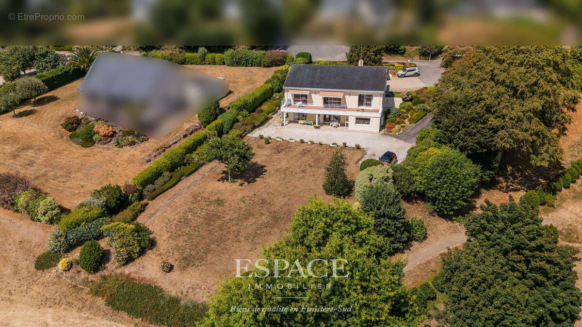 La Forêt fouesnant - Grande propriété de caractère surplombant le golf de Cornouille - photo 4