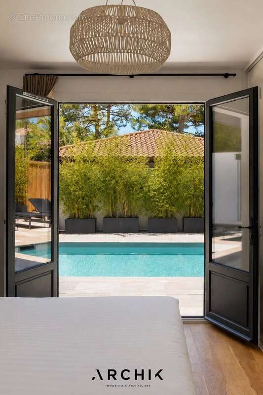Maison 263 m² à Le Bouscat  - photo 11