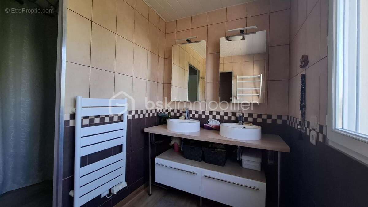 Une superbe maison - photo 14