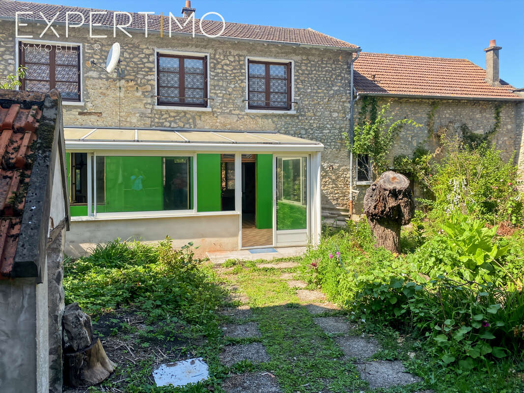 Maison à MORIGNY-CHAMPIGNY