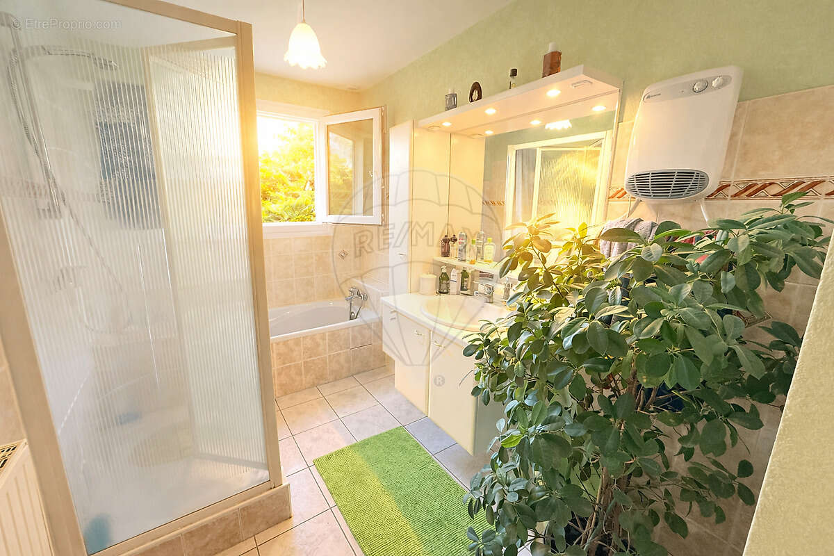 Maison à SAINT-PALAIS-SUR-MER