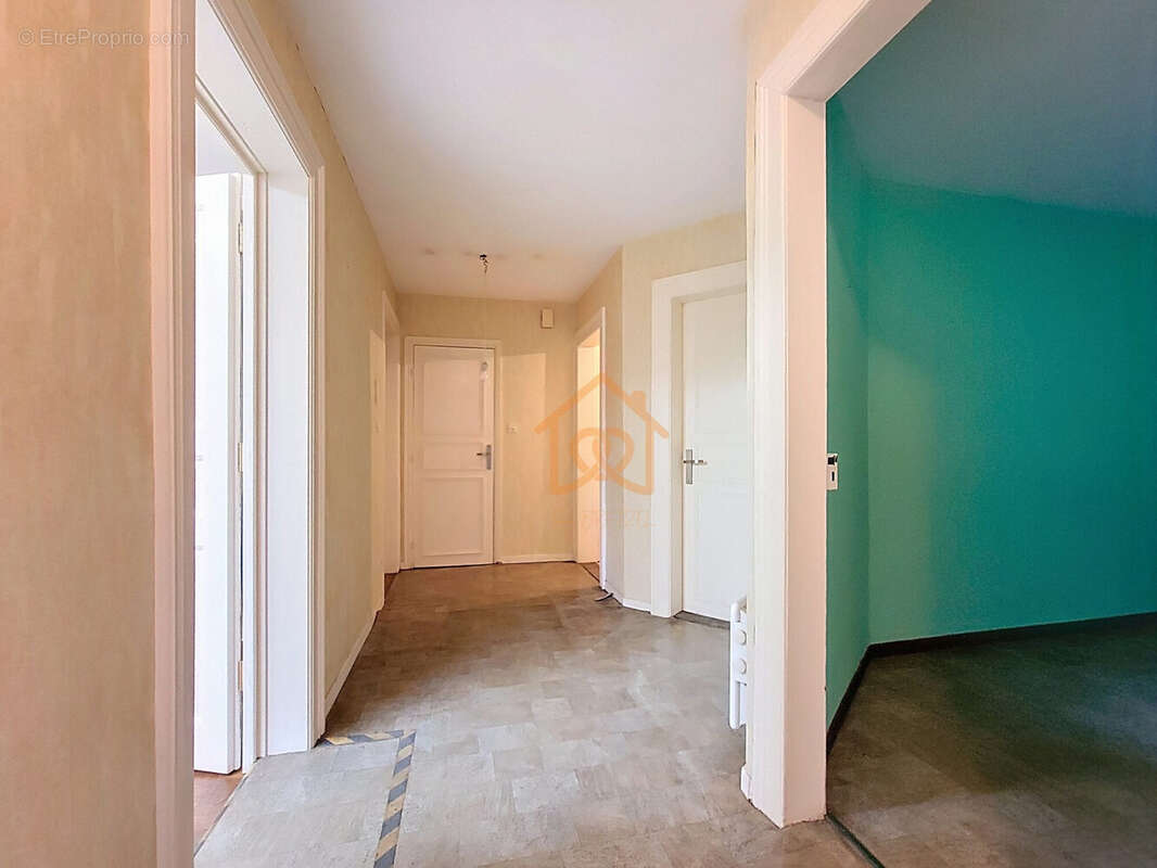 Entrée - Appartement à LA WANTZENAU