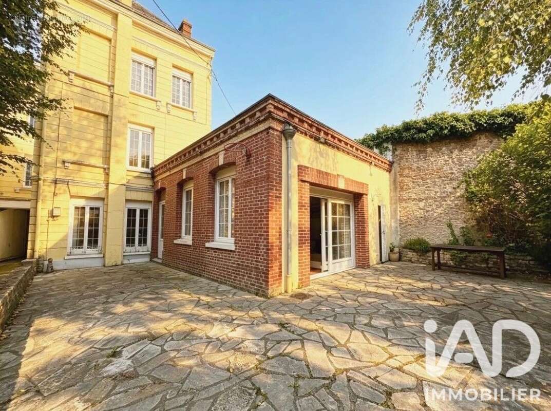 Maison 207 m² à Bolbec  - photo 2