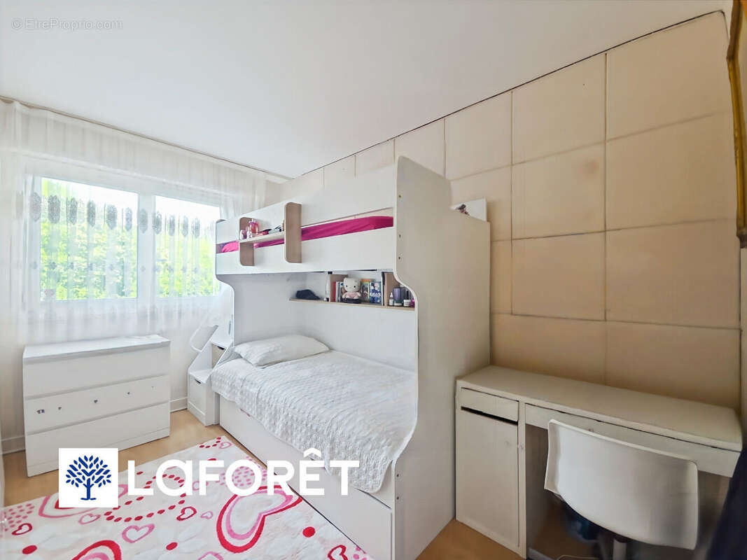 Appartement Grigny 5 pièces 78.54 m² - photo 6