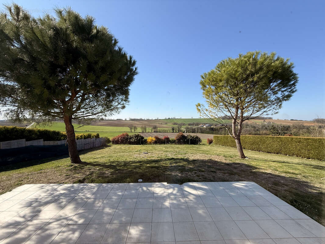 Maison à SAUVAGNAS