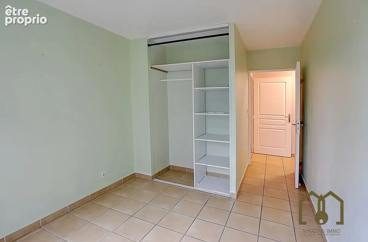 Appartement 89 m² à Vaulx-En-Velin  - photo 5