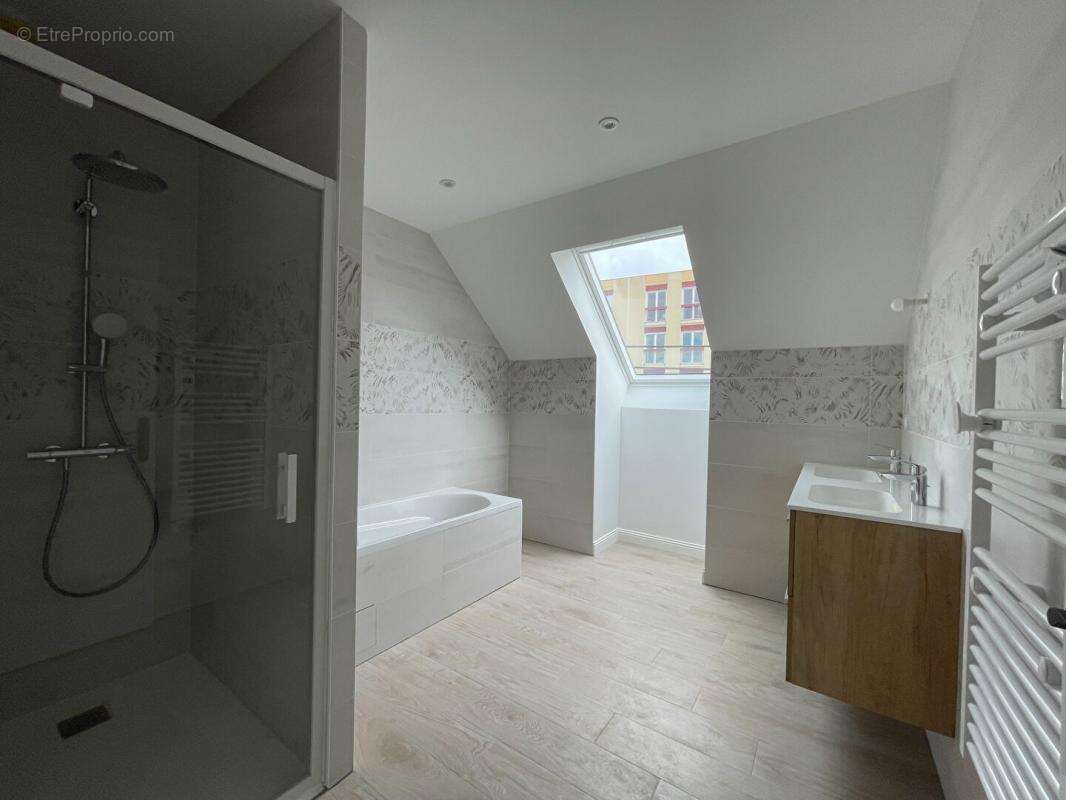 Maison Le Mans 8 pièce(s) 222 m2 - photo 15