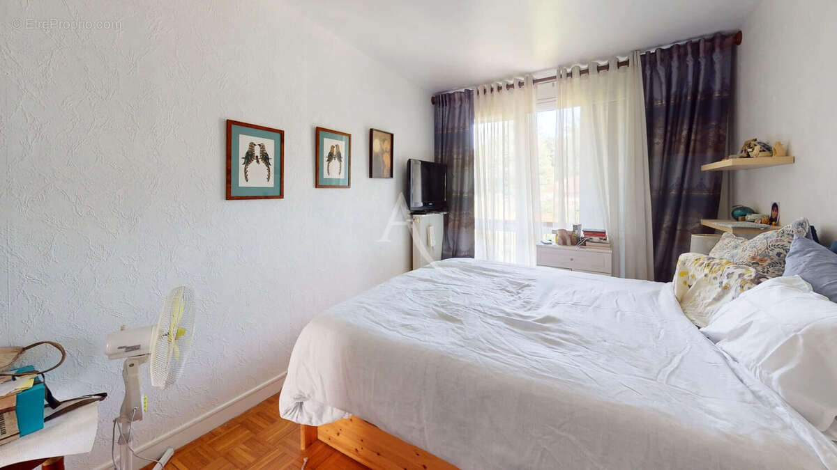 Appartement à VILLEBON-SUR-YVETTE