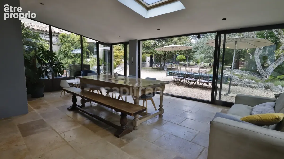 Grande propriété avec Piscine Naturelle - Élégance provençale entre Mont Ventoux et Luberon en EXCLUSIVITÉ - photo 10