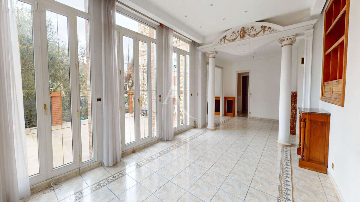 Maison à LES PAVILLONS-SOUS-BOIS