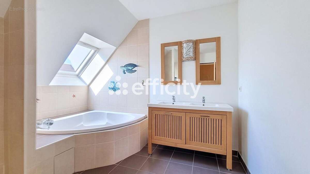 Maison 134 m² à Acigne  - photo 6