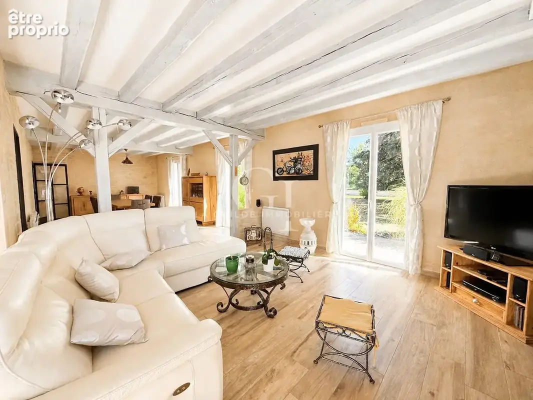 Maison 7 pièces 232 m² à vendre à Brain-Sur-L'authion (49800) - photo 5
