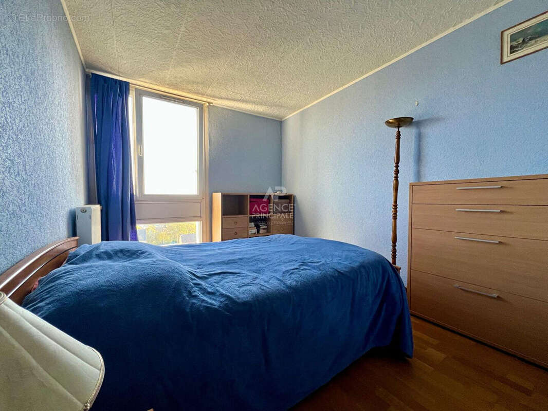 Appartement à HOUILLES