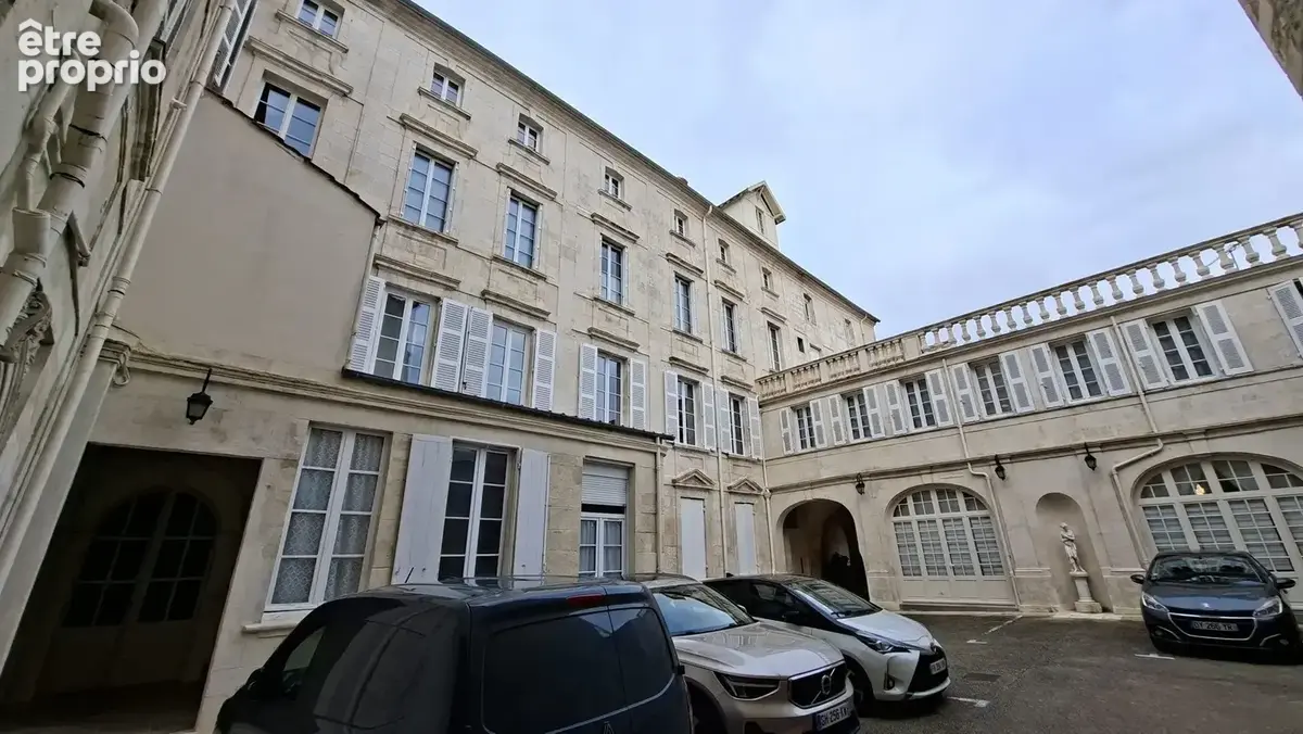Appartement 4 pièces 108 m² à vendre à Rochefort (17300) - photo 2
