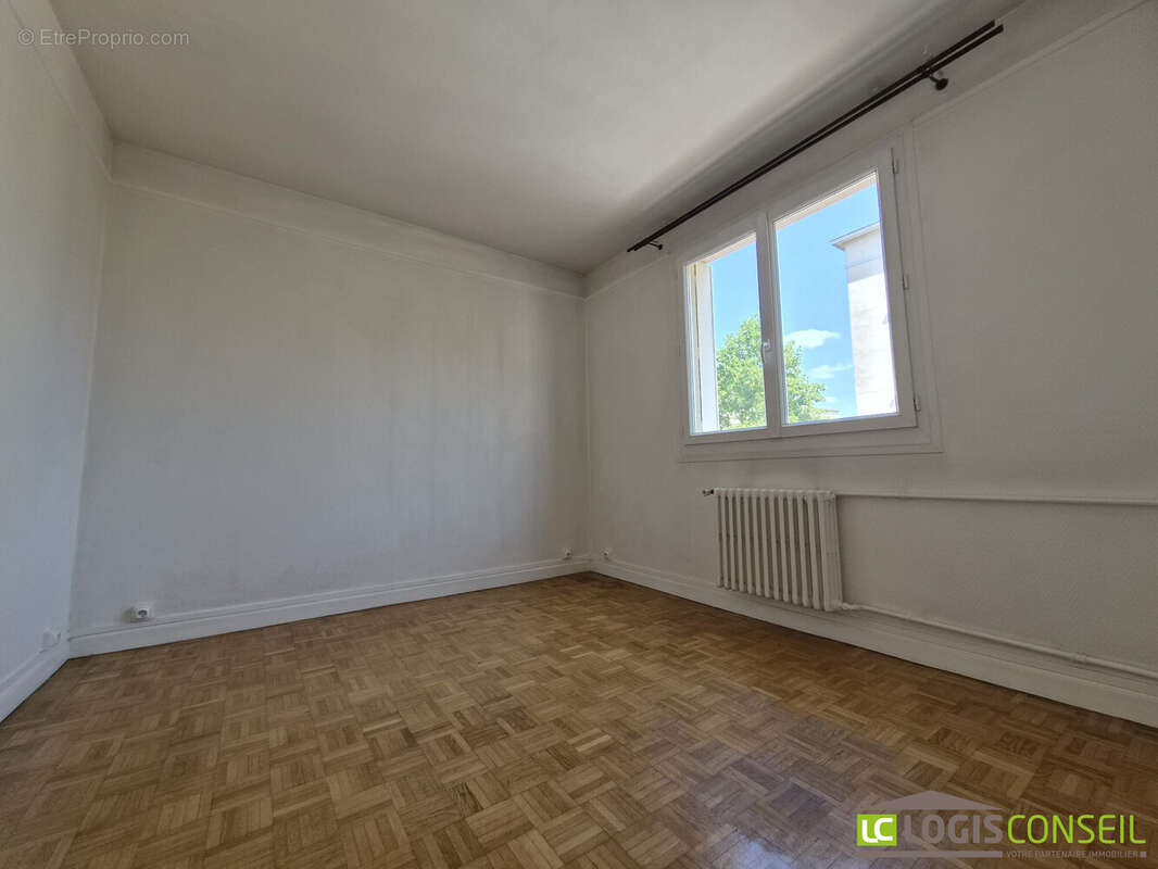 Appartement 61 m² à Bourg-La-Reine  - photo 5